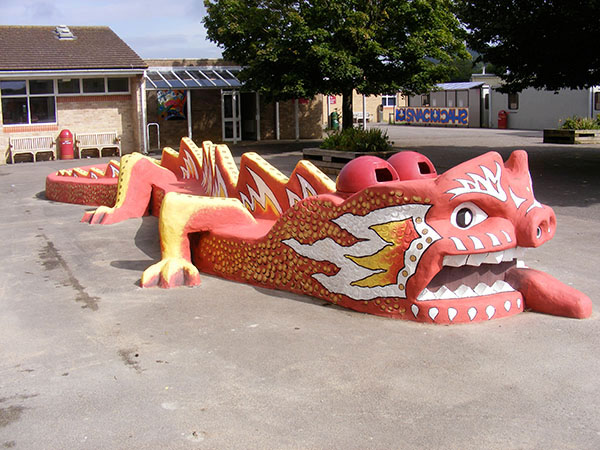 Katharine Lady Berkeley's School Dragon/>
                <img u=